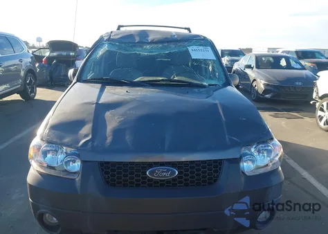 2006 Ford Escape Xlt/Xlt Sport z USA, uszkodzony, nr VIN 1FMYU03146KA76843